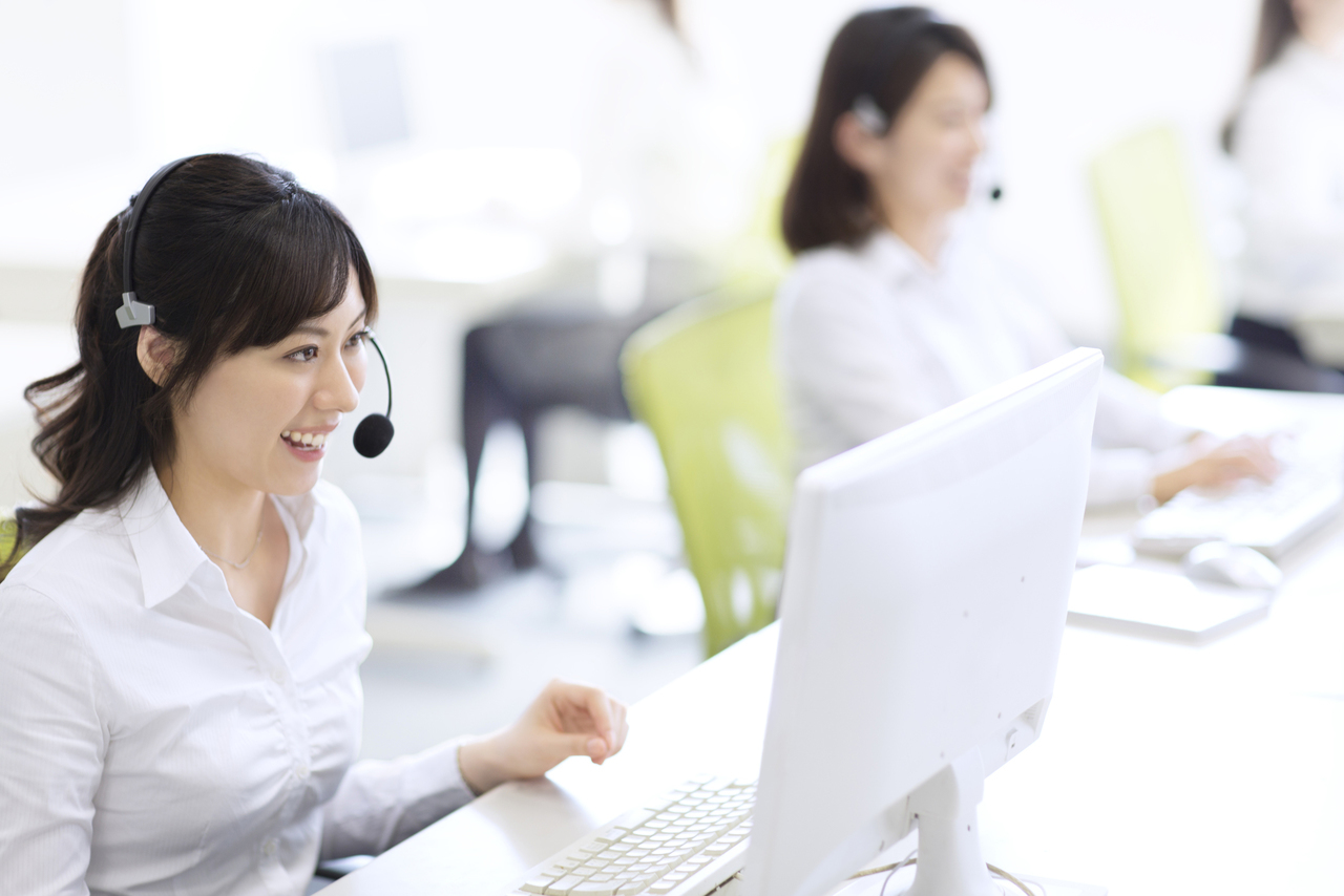 女性のオペレーターの画像